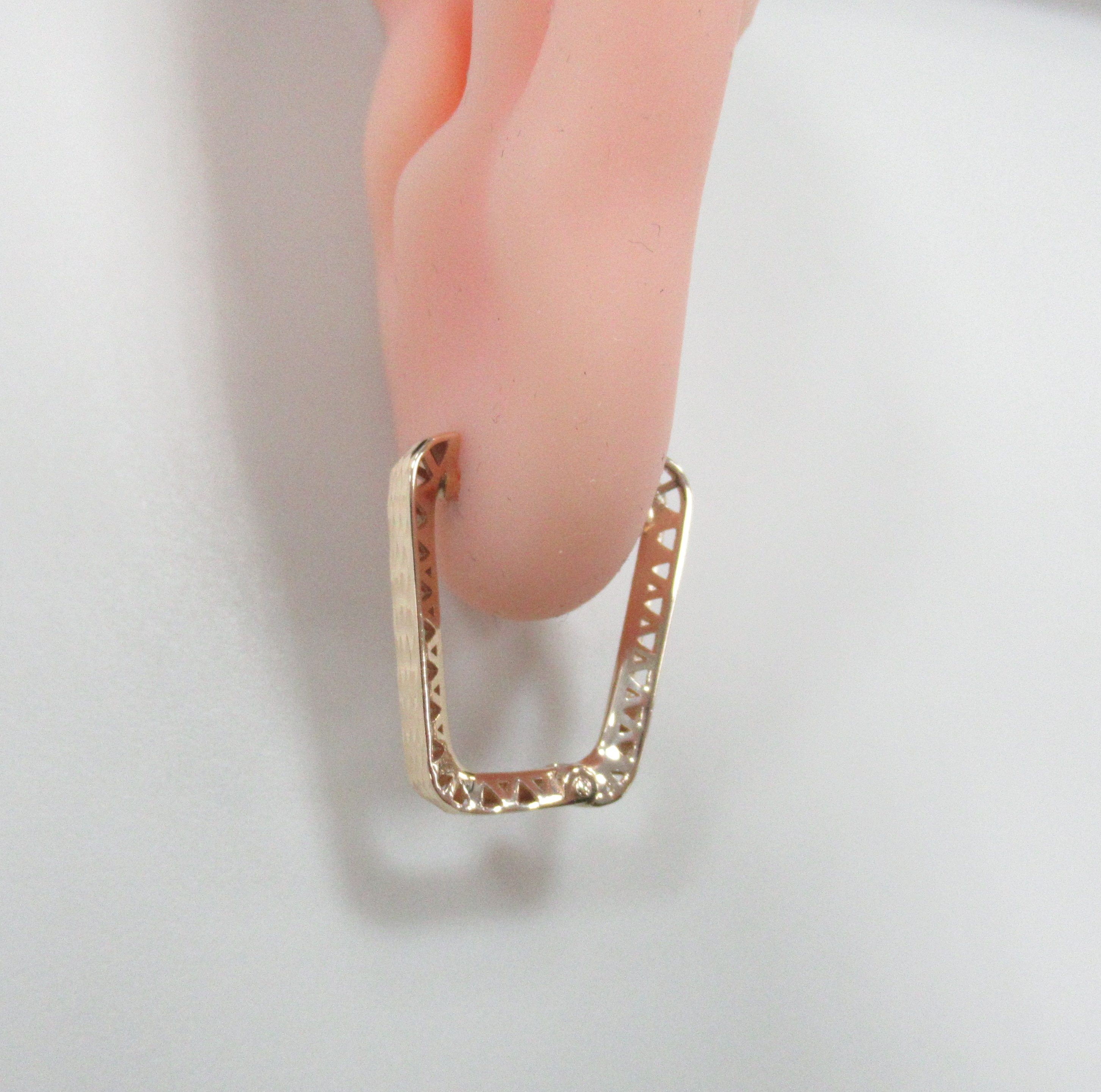 Серьги из золота